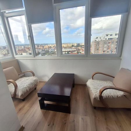 Albania Apartment Near Tirana City Center Double Or Twin Bed Exteriör bild